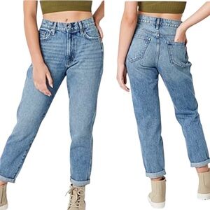 ARIZONA sz 7 Highest Rise Mom Jeans Straight Leg Medium Blue Wash